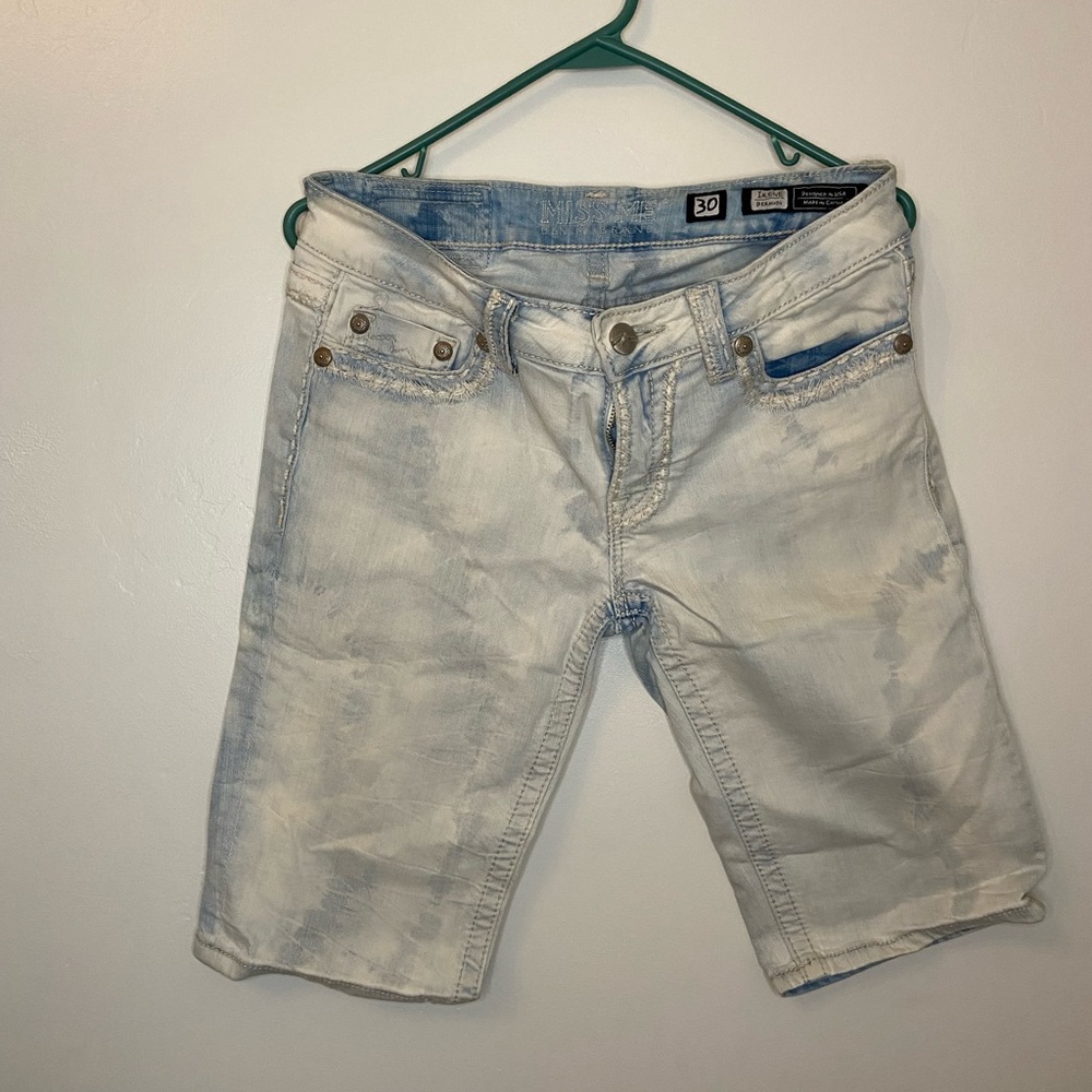 Miss Me Denim Cloud style Capri
